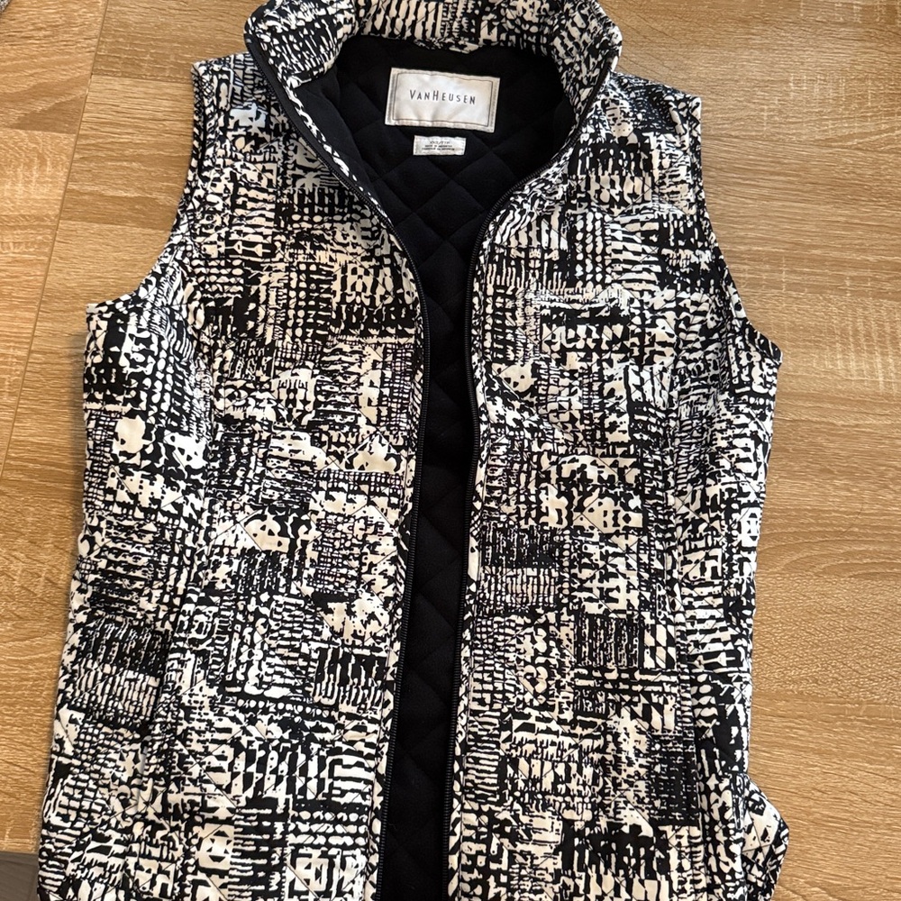 Van Heusen Monochrome Textured Vest